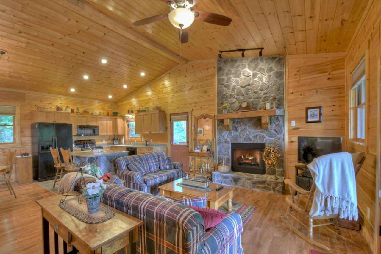 Hawks Hideaway - Cuddleup Villa Mashburn Mill Exterior foto